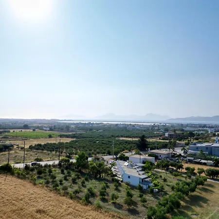 Nyaraló Modern With Garden, Near - El Greco No 4 *