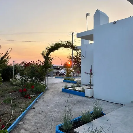 Nyaraló Modern With Garden, Near - El Greco No 4